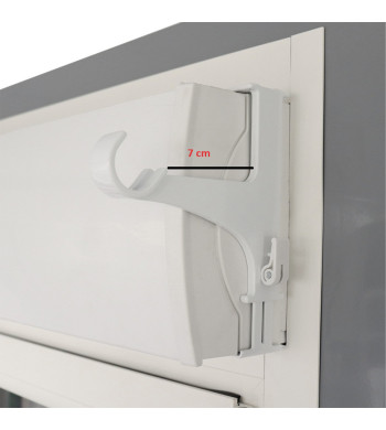 Ce support tringle rideau caisson volet roulant Ikea s’installe facilement sans outil spécifique.