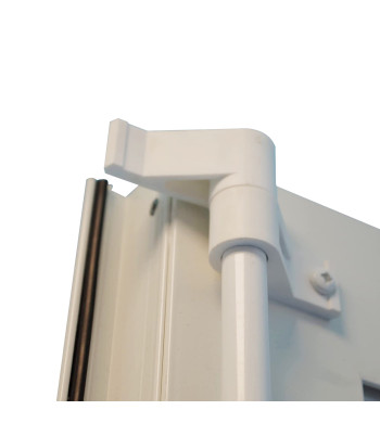 L’attache volet battant complète parfaitement tout système de fermeture volet battant manuel. L’attache volet battant complète parfaitement tout système de fermeture volet battant manuel.